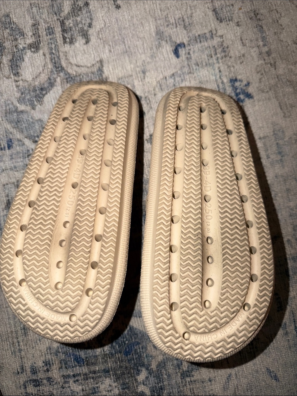 Bronax Women's Cream Slide Sandals - Cushioned Comfort - Picture 2 of 2